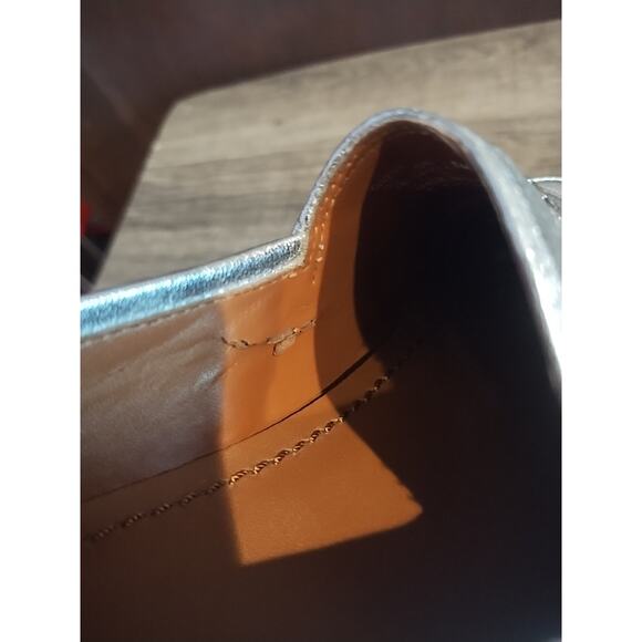 Coach Mary Lockup Silver Slip On Loafer Designer Shoes Womens Size 7 Leather - Picture 10 of 10